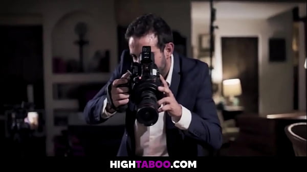 HighTaboo - Homemade Actress (Abigail Mac) Lost Her Innocence While Compelled To Drill In The Scenary [Seth Jake Adams]