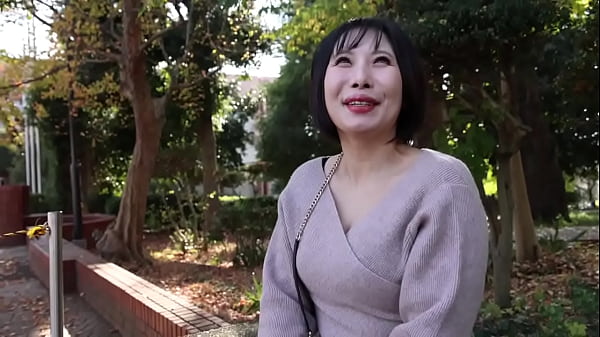 【蘭さん 37歳 結婚3年】東京都福生市 牛浜駅前で出会った人妻 旦那からはDVを受けている様子　その反発でか騎乗位、正常位では腰を激しく振るう の高画質フル動画はURLをコピペで⇛https://is.gd/fMK44J