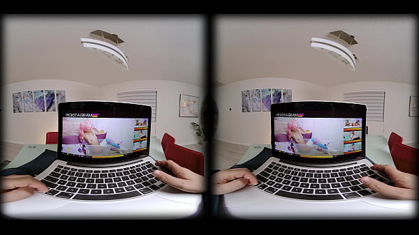 VRConk First Experience With Dainty Camgirl VR Porn