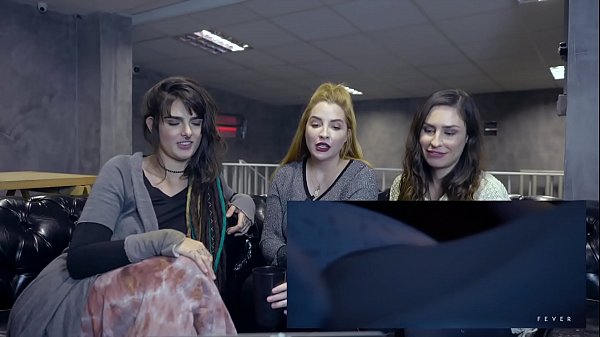 PORN REACT Sem Censura! Dread Scorching, Clara Aguilar E Emme White Assistindo A Um Pornô