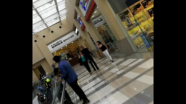 Wobbling Mall