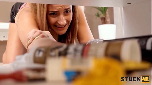 STUCK4K. Sultry Hottie Needs To Clean But BF Wants Her Snug Vag