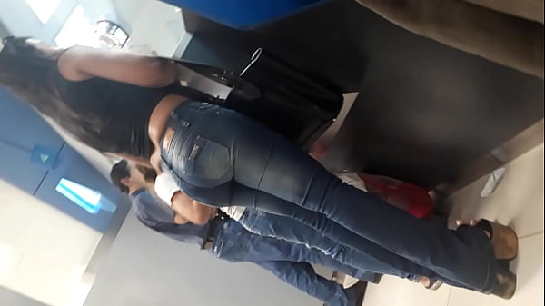 Hotwife Argenta Deliciosa En Cajero