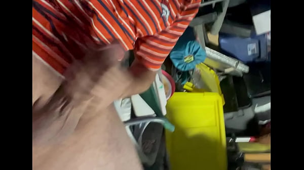 Busting A Quick Nut Before Grind