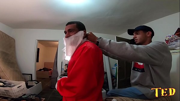Muita Far Zueira Nos Bastidores Da Broxada Do Papai Noel - Luara Amaral - Bettohfitness