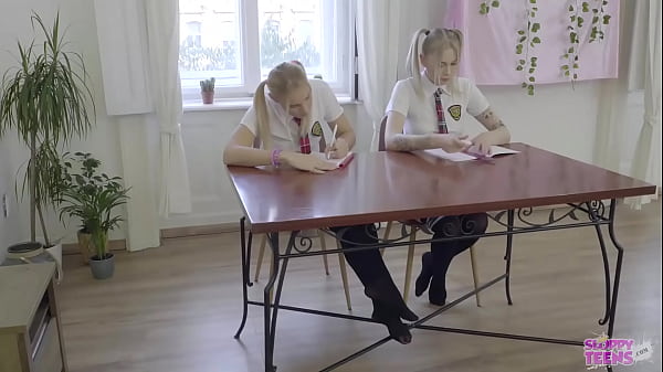 Lesbian Students Getting Down And Lip Play