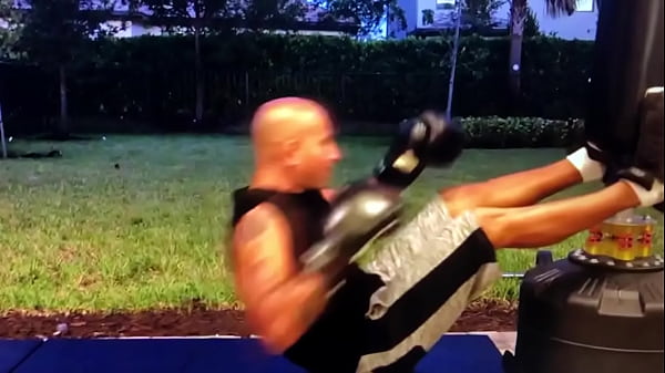 GYM TAN SEX GTS MAXXX LOADZ SAVORS TO WORKOUT & RELISHES TO FUCK