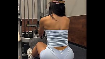 Culona En El Gym