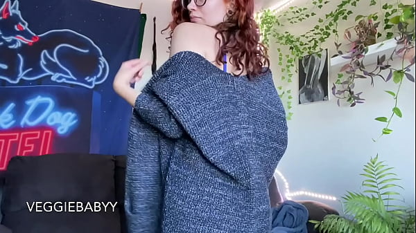 Striptease And Teasing In Cardigan And Crotchless Lingerie - Veggiebabyy Full Video!