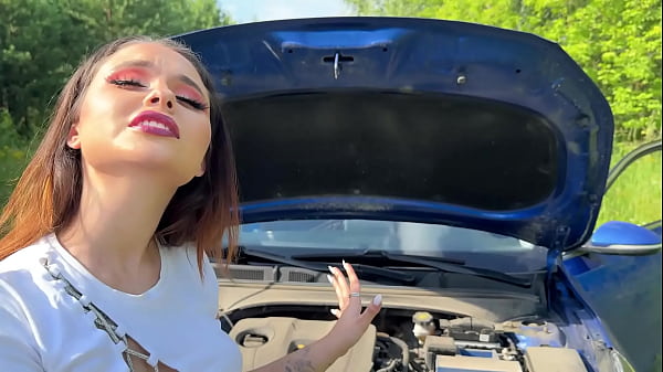I Asked The Bitch To Help Fix The Car, But She Helped My Pole.