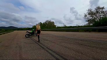Angie Lynx Motorbike Drone Filming Takes An Unexpected Frenzied Sex With Pilot Xaviphoto