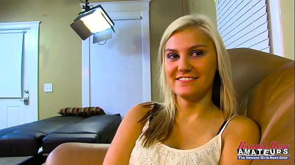 Golden-haired Hotties Bailey And Olyssia Slurp Their Twats And Work A Rod!