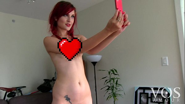 Sultry Selfies! Behind The Scenes With VosAmour Hottie Agatha!