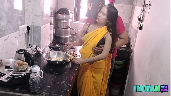 Smoking Desi Bhabhi Kitchen Sex With Husband
