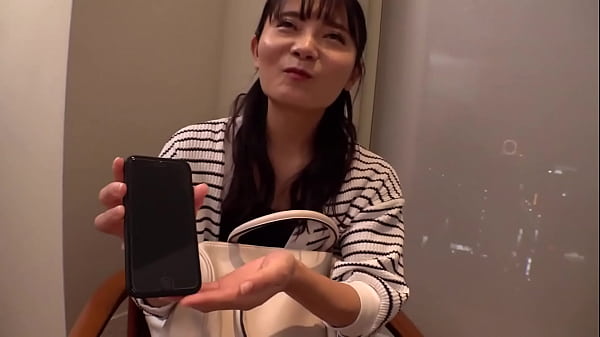 【緊急取材】謝礼金と引き換えに不倫中出しSEX！実はご無沙汰SEXで性欲が爆発しちゃうエッチな人妻【訳アリ借金妻 事例その1】