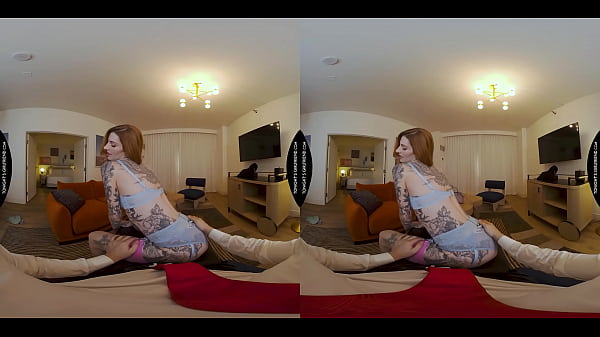 Tonight's Girlfriend - Sensual Tatted Babe, Penny Archer, Hooks Up With Her Fan For A Night Of Stimulate