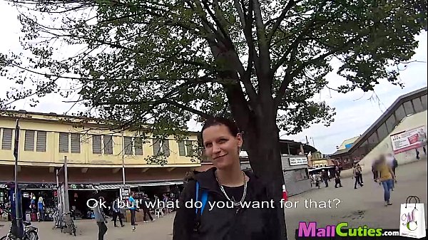 MallCuties Bored Gal Is Sweeten Day With Sex