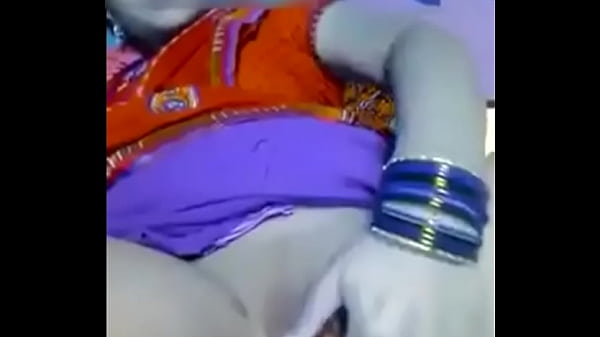 Mai APNI Chut Mai Work Dal Kar Chod Rahi Hu Koi Land Do Mujhe