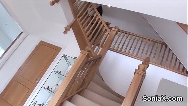 Unfaithful English Experienced Woman Sonia Presents Her Large Naturals