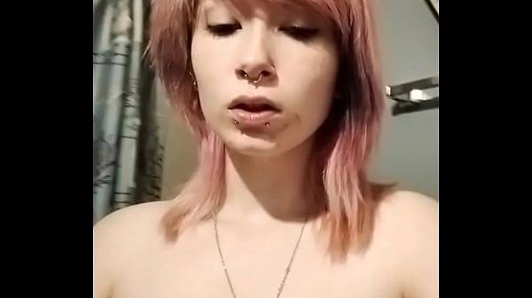 Millie Mayhem Before A Shower