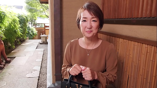 初撮り五十路妻、ふたたび。　真木さゆり
