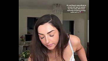 Brown-haired Amazing Nelly