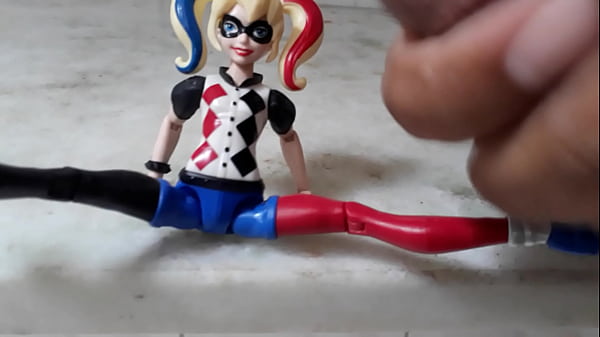 Harley Quinn Figure