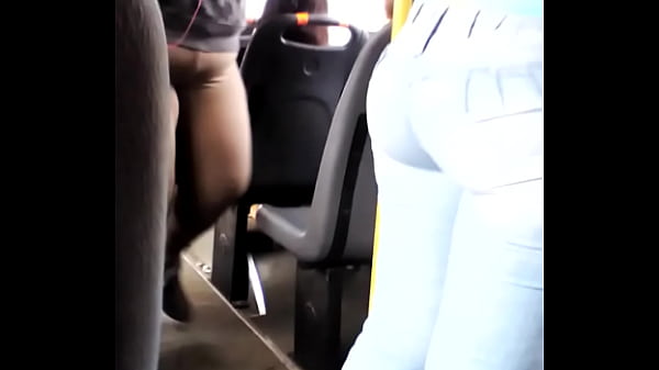 Culo De Puta Nalgona En La Ruta De Camion 368 En Guadalajara