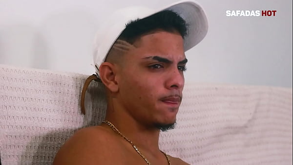 Comendo A Prima Rabuda