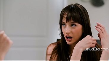 Eating The Tutor - Lana Smalls, Leah Hayes | LewdEra