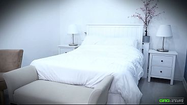 Enormous Boobed Chestnut-haired Tied And Tape Retched In Tie-up Open Eagle On The Bed Nude Tits EP