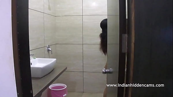 MMS Scandal Indian Bhabhi In Shower Bare