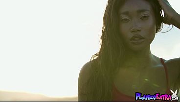 Bombastic Ebony Barely-legal Mimi Desuka Introduces Her Sweaty Black Honeypot Outdoor