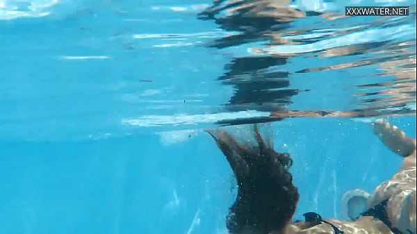 Hottest Delicate Tightest Honey Bonnie Dolce Underwater