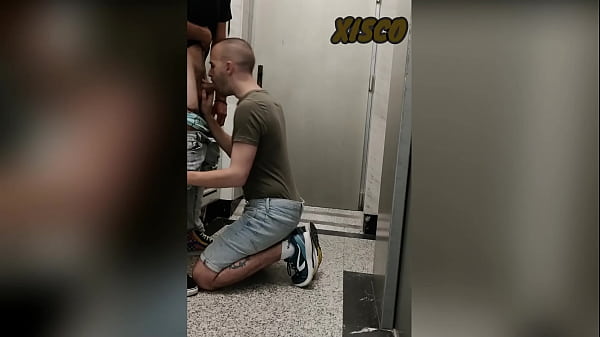 Xisco Blow Member In The Lift NEIGHBOUR Caught Us