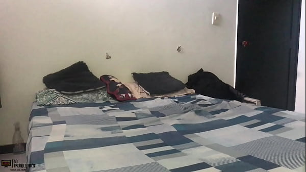 Intimidad De Hermanastros! La Hermanastra Mafer Recibe Un Buen Masaje De Su Hermanastro