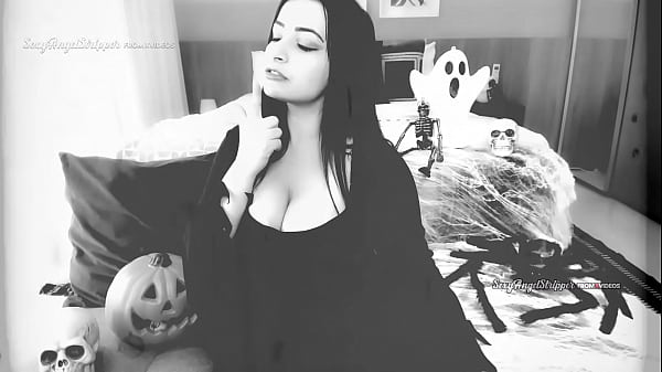 HORROR PORN Virtual Sex GFE POV SEX With Morticia Addams Cosplay You Smashing Morticia In POV Doggy Saddling And Cream In Her Muzzle