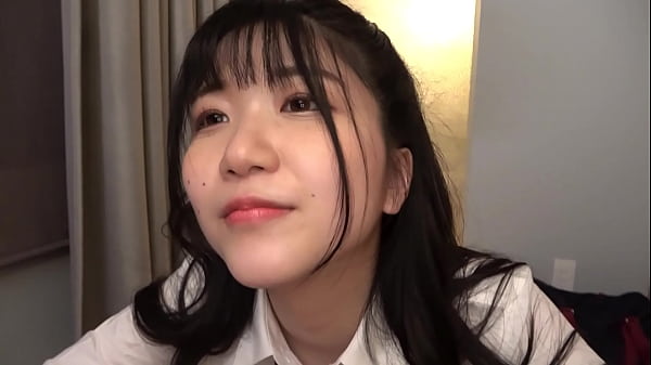 ハメ撮り 張艶ボディと黒髪に魅了される生ハメSEXからの看護師コスプレで大興奮自振ピストン。自分から気持ちよくしてあげるちおじゅぷじゅぷ加えこむ。　https://bit.ly/3cJmHIn