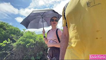 Lovely Hoe Jade Kink Gobbling Newcomer Dick On A Beach