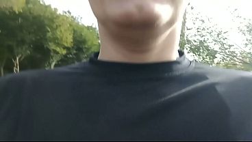 Casada Pagando Boquete No Meio Da Rua Durante O Dia Para Desconhecido