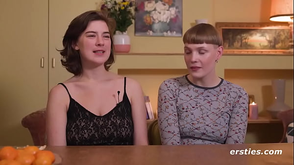 Ersties - Heißer Strap-On Sex Mit Emma Und Amanita
