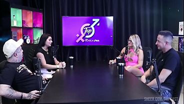Fudeu A Casada Monica Lima Ao Vido Na Web E O Marido Só Assistiu. Bruna Carlos, Uma Loira Muito Gostosa Fudeu Com A Monica Lima Na Frente Do Corno Manso.