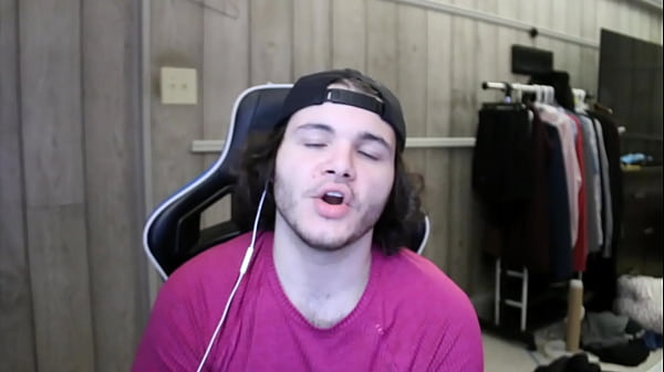 Streamer Enticed Ladies Husband