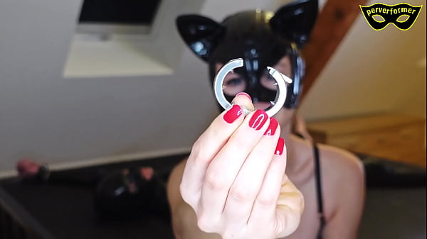 Mammoth Pain From Modest Spike Ring