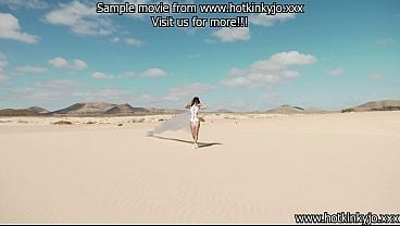 Hotkinkyjo Self Butt Sex Full-hand Play & Prolapse In White Bikini In The Wind