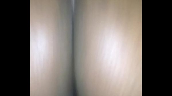 Willowy Him VS Large Booty Mami
