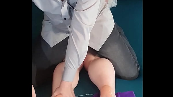 Meek Hotwife Bondaged And Tickled Till Screaming HD