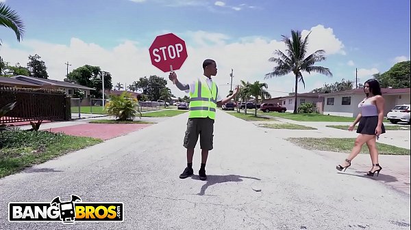 BANGBROS - Lil D The Crossing Guard Gets Rose Monroe's Massive Butt On His Face