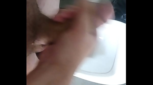 Punheta No Wc Do Trabalho
