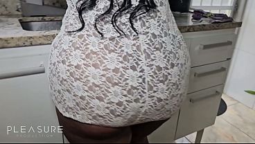 Rabuda Faz Sexo Na Cozinha